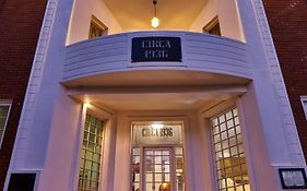 Circa 1936 Art Hotel